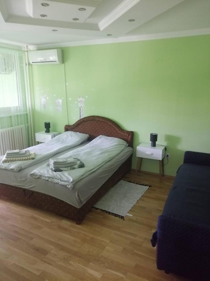 Apartman Radakovic Суботиця Екстер'єр фото
